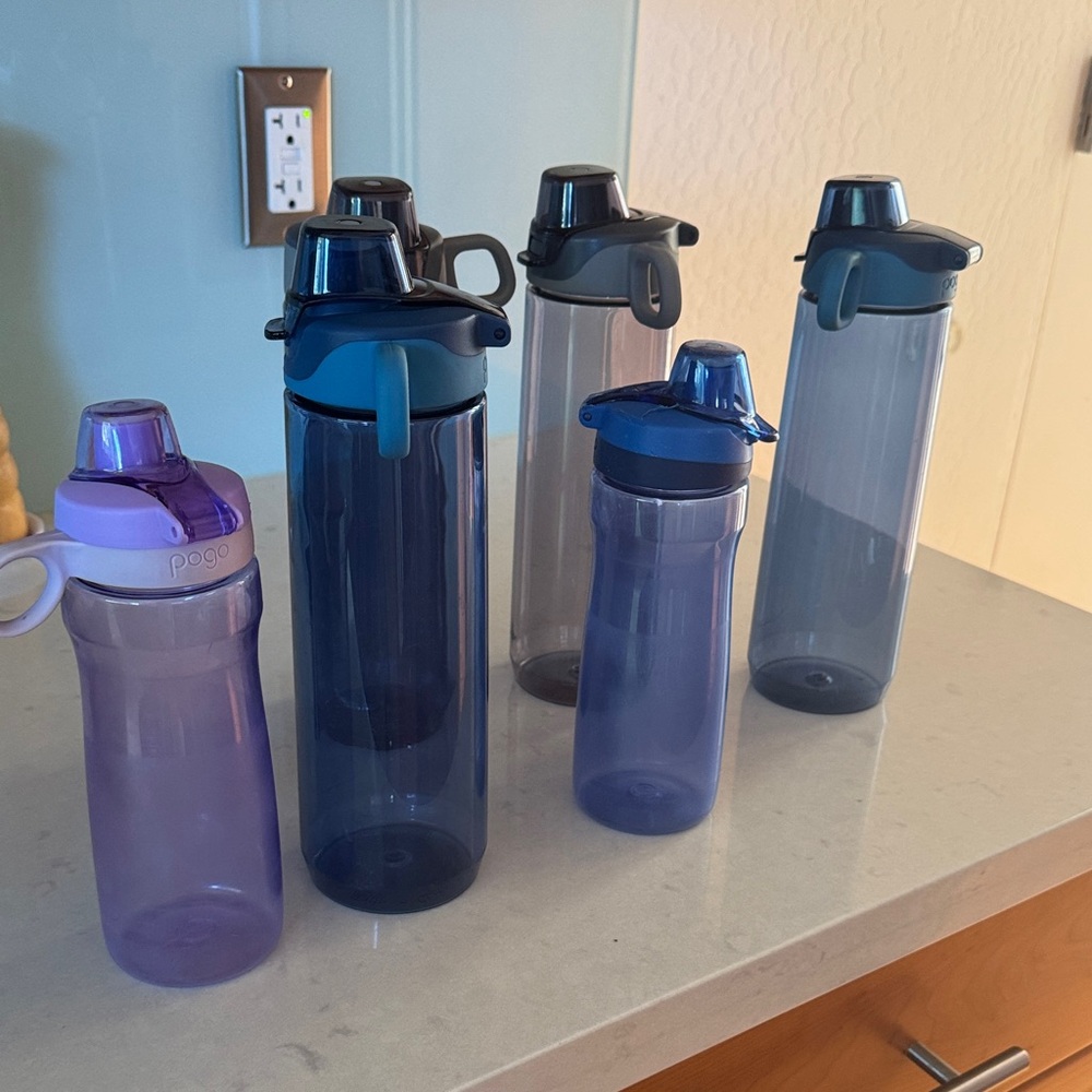 Pogo Water Bottles Set